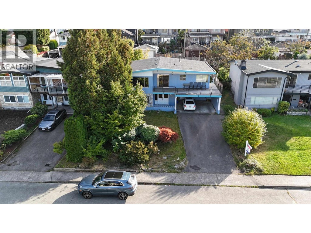 6096 Service Street, Burnaby