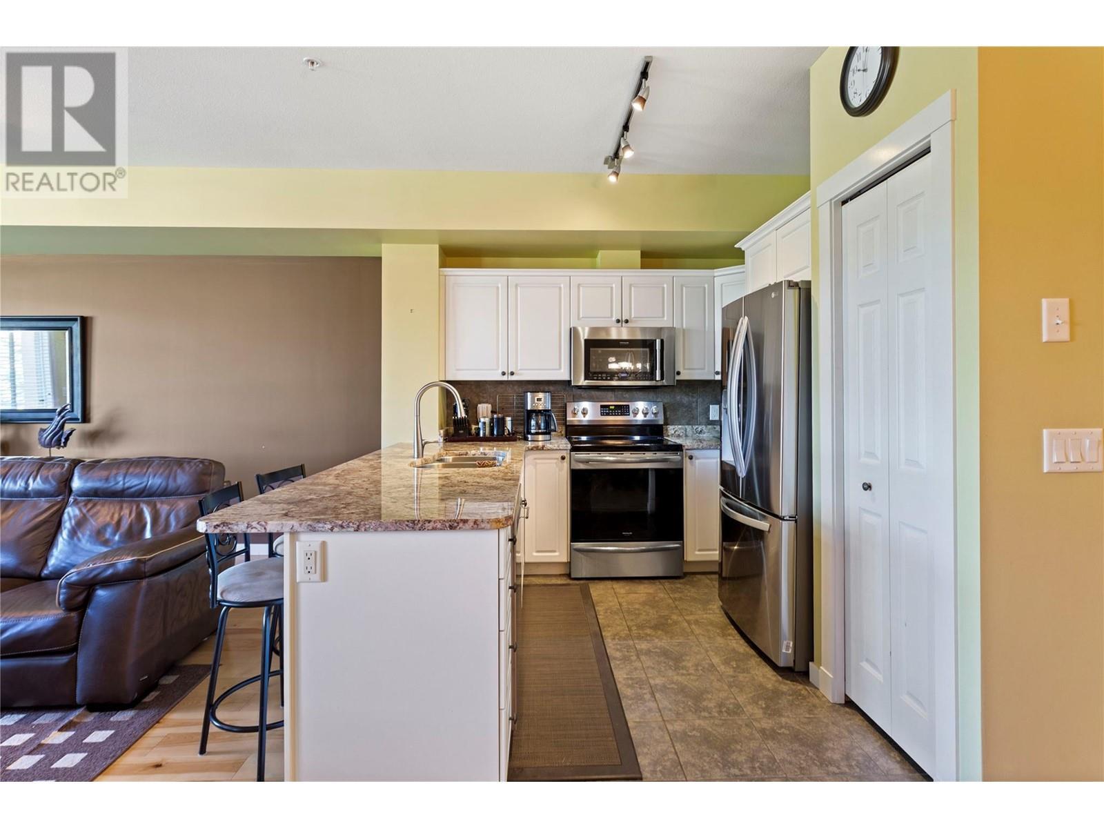 3550 Woodsdale Road Unit# 212. Lake Country, British Columbia