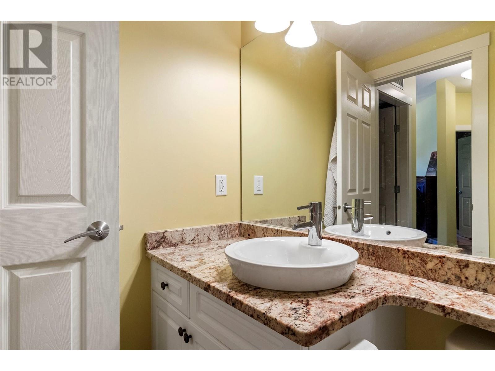 3550 Woodsdale Road Unit# 212. Lake Country, British Columbia