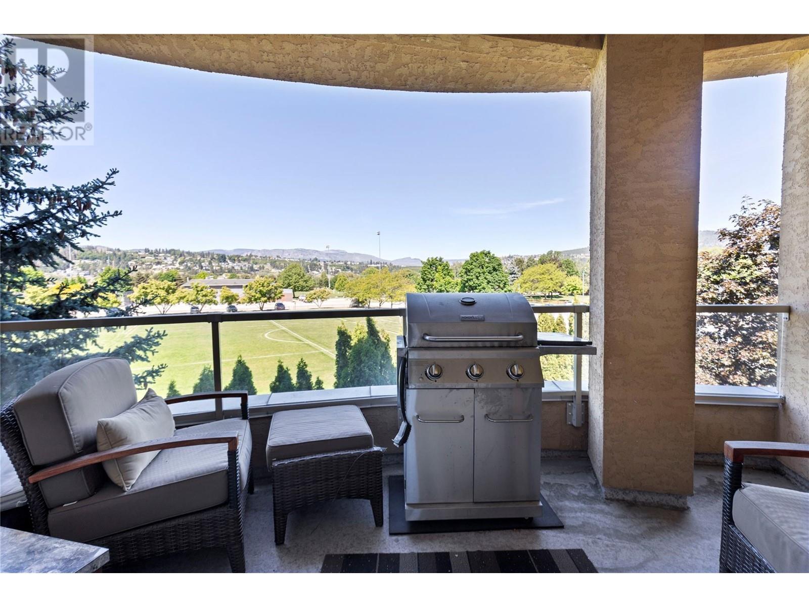 3550 Woodsdale Road Unit# 212. Lake Country, British Columbia