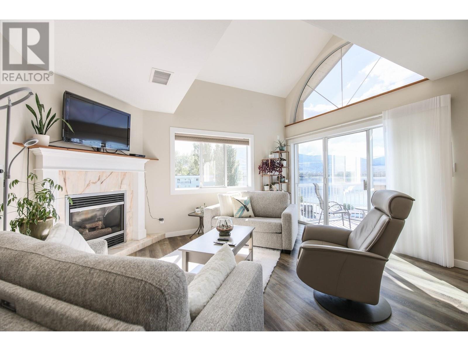 6801 Cottonwood Drive Unit# 8. Osoyoos, British Columbia