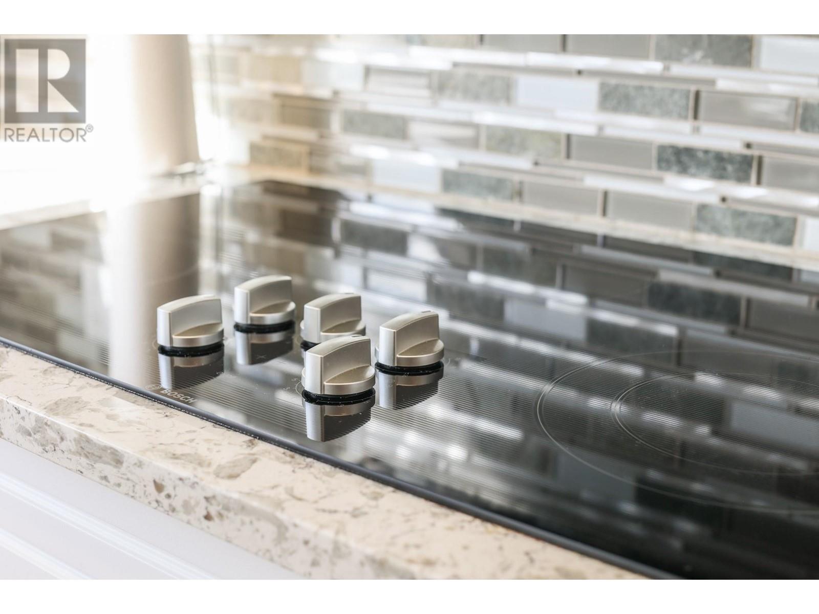 6801 Cottonwood Drive Unit# 8. Osoyoos, British Columbia