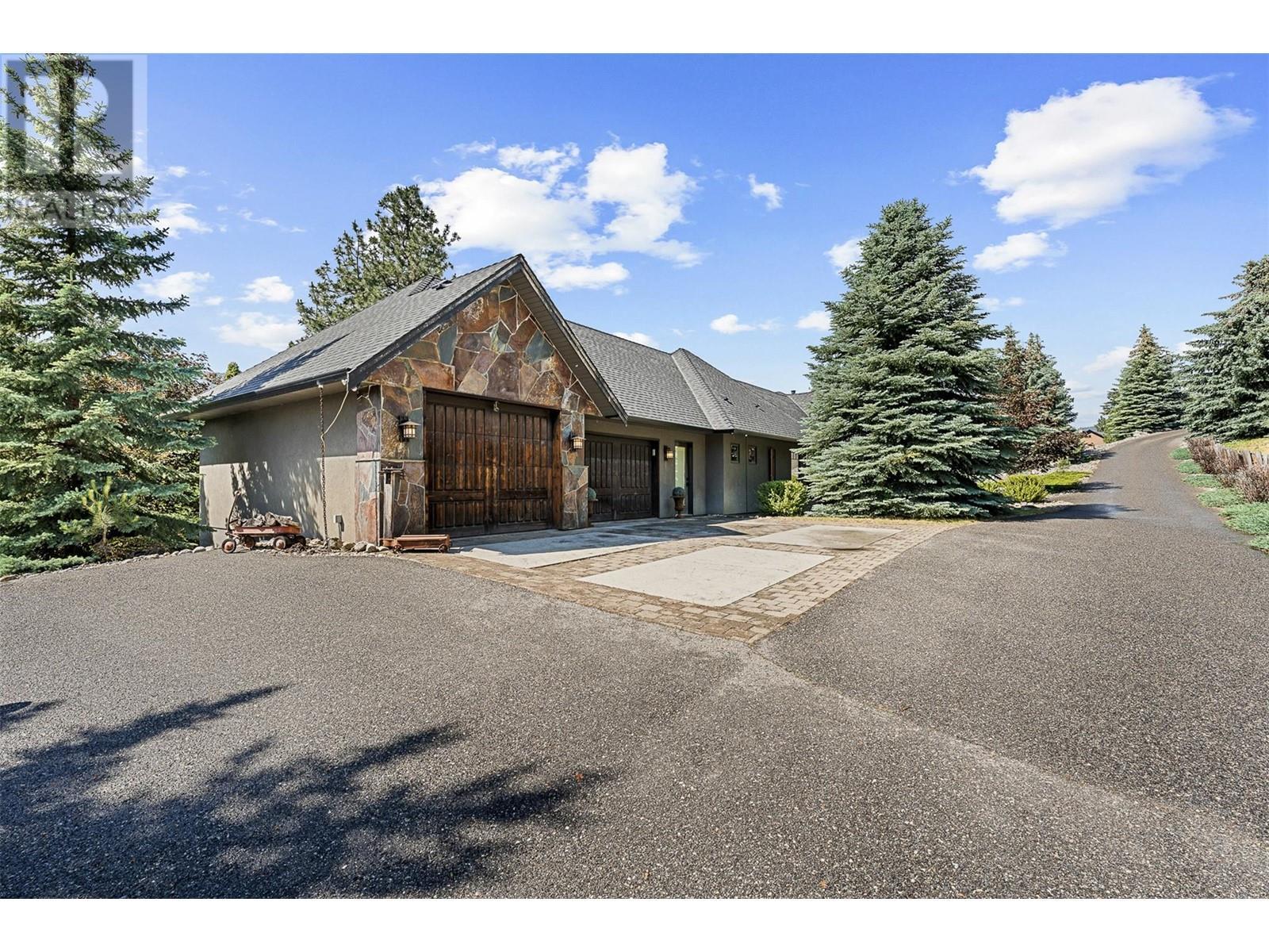 15026 Oyama Road. Lake Country, British Columbia