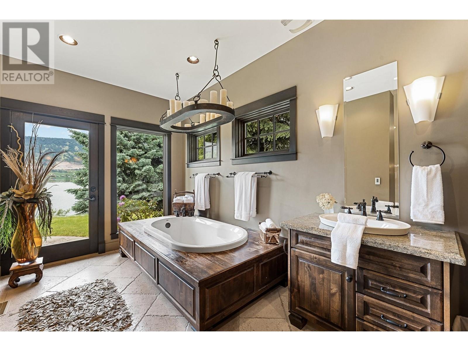 15026 Oyama Road. Lake Country, British Columbia