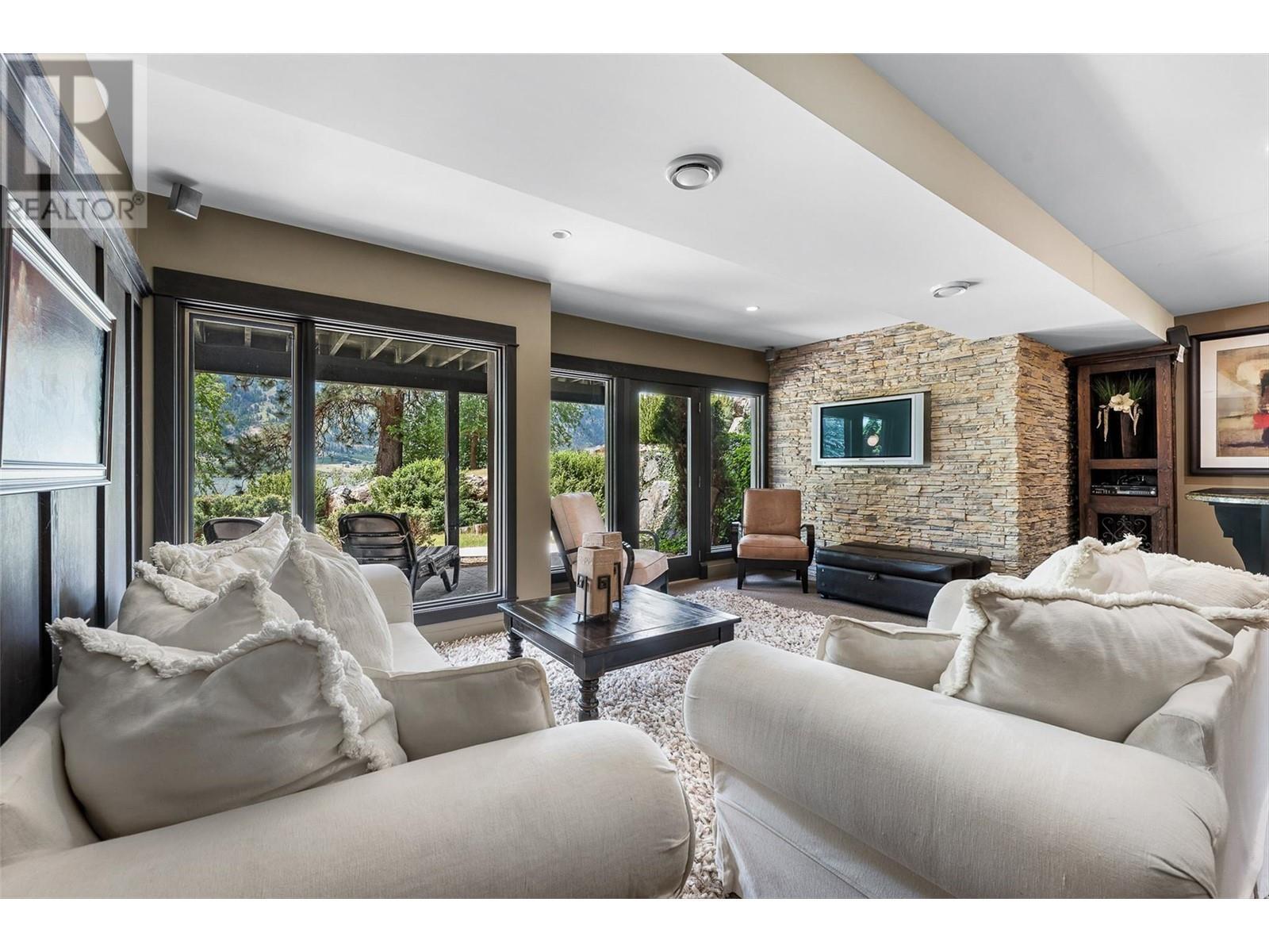 15026 Oyama Road. Lake Country, British Columbia