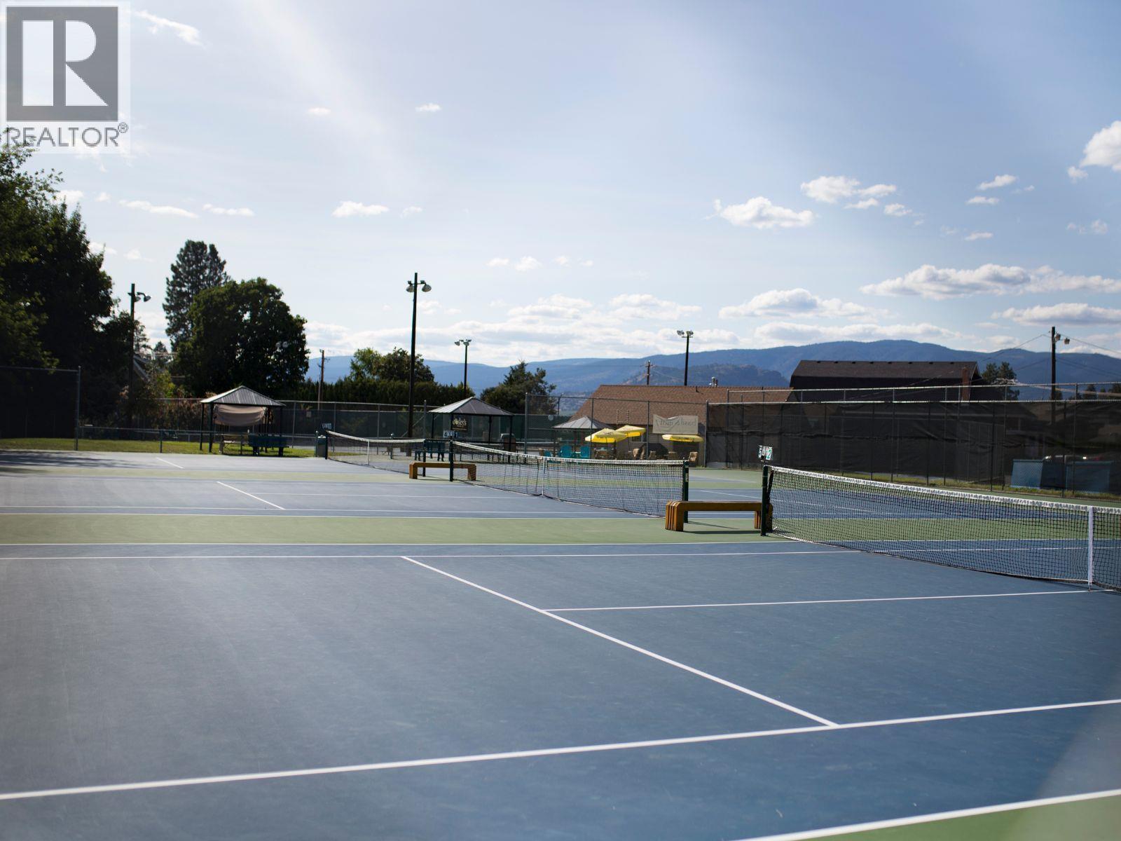 916 Bull Crescent Lot# 88. Kelowna, British Columbia