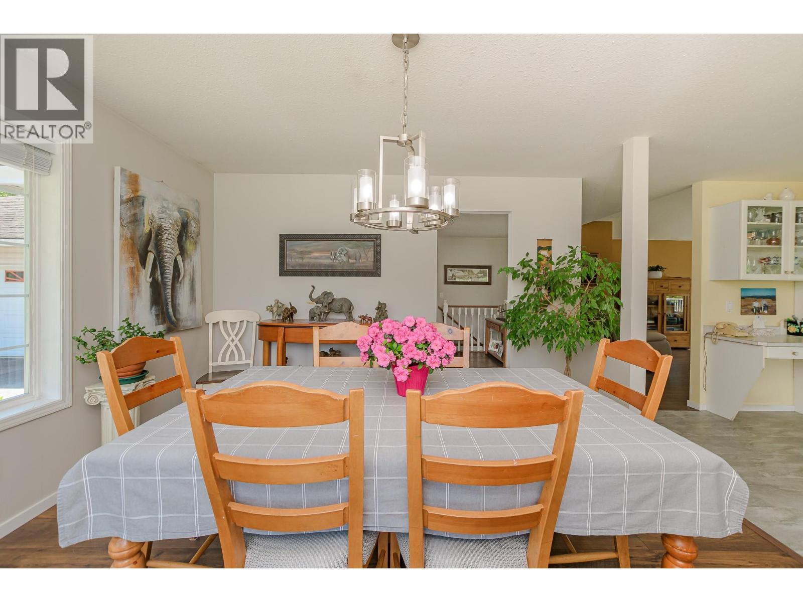 4340 Sederberg Road. Malakwa, British Columbia