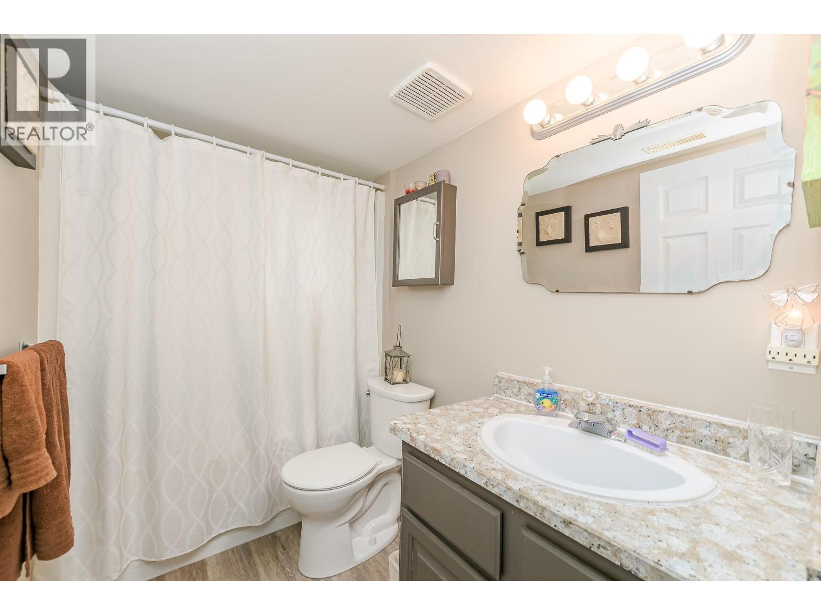 4340 Sederberg Road. Malakwa, British Columbia