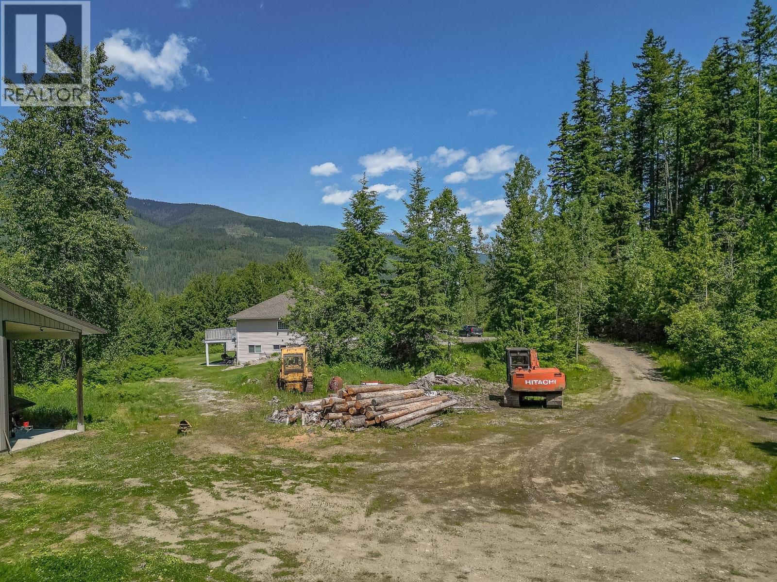 4340 Sederberg Road. Malakwa, British Columbia
