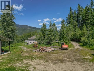 4340 Sederberg Road. Malakwa, British Columbia