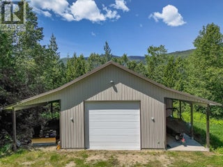 4340 Sederberg Road. Malakwa, British Columbia