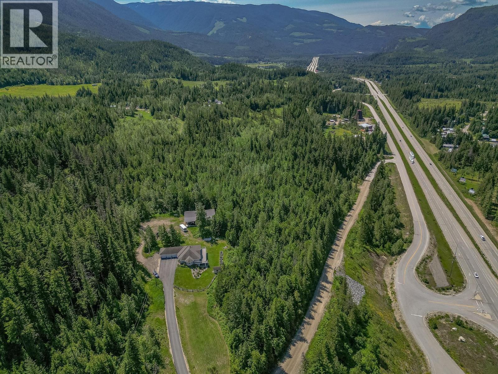 4340 Sederberg Road. Malakwa, British Columbia