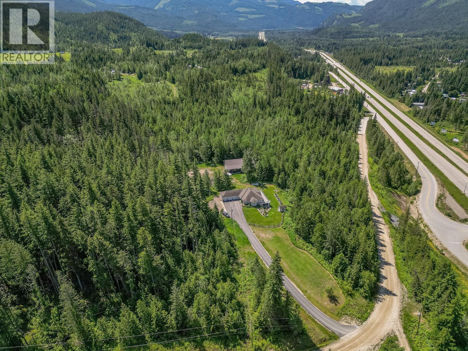 4340 Sederberg Road. Malakwa, British Columbia