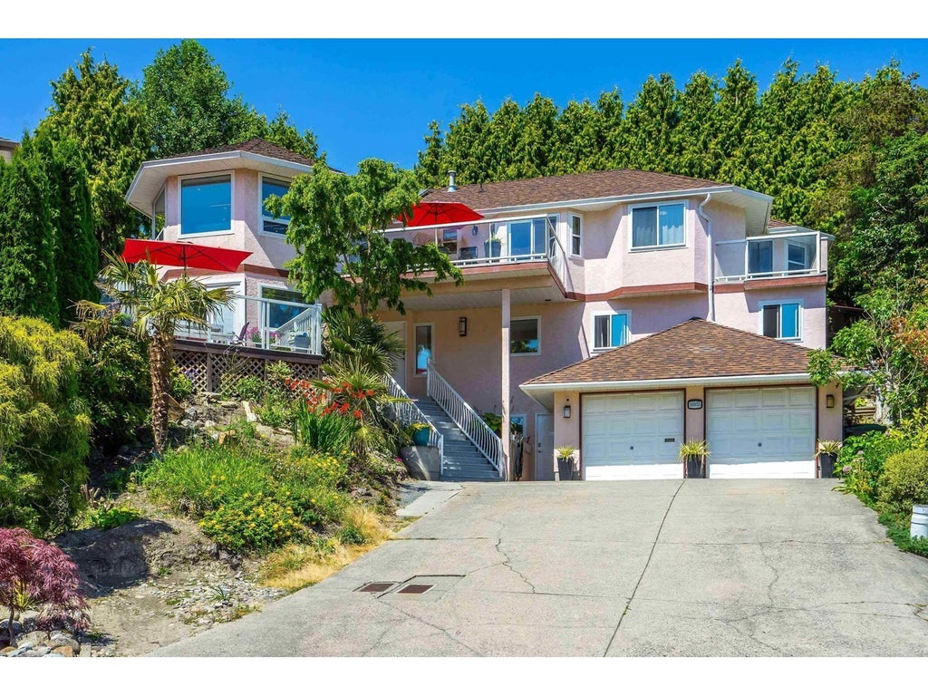 16055 8 Avenue, Surrey