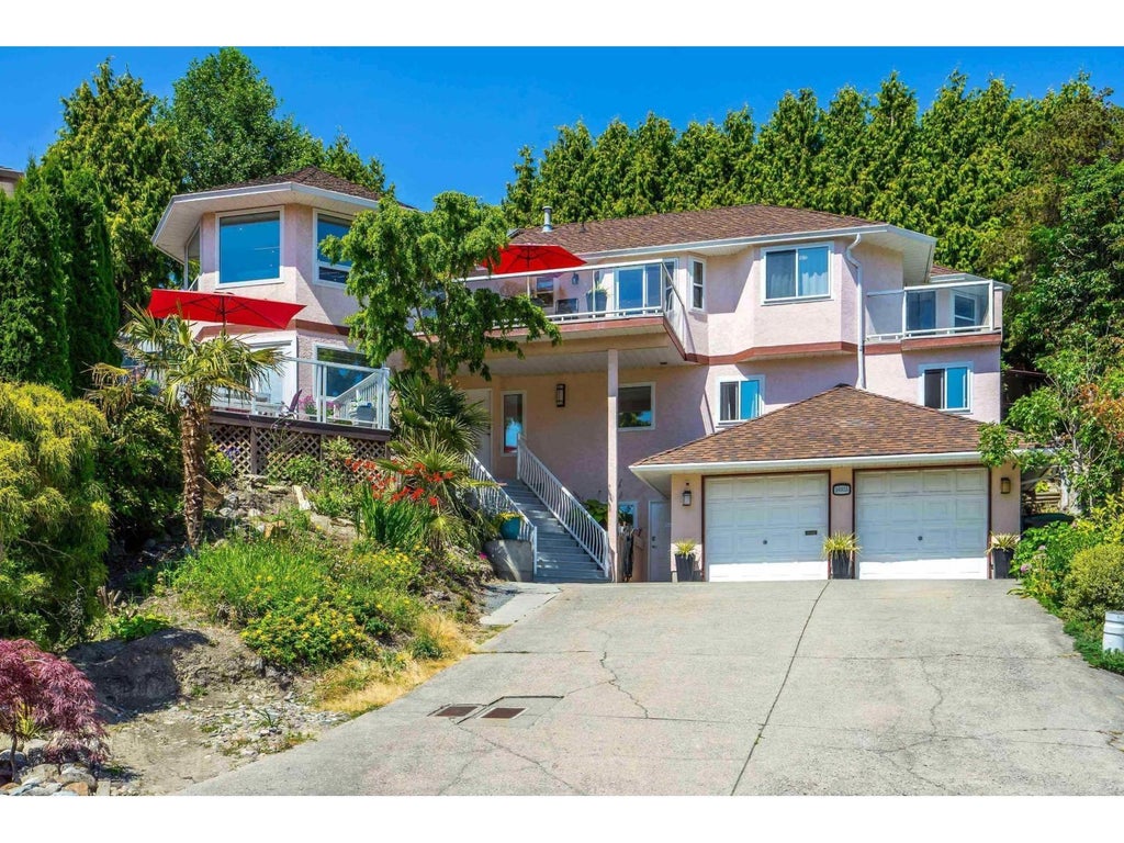 16055 8 Avenue, Surrey