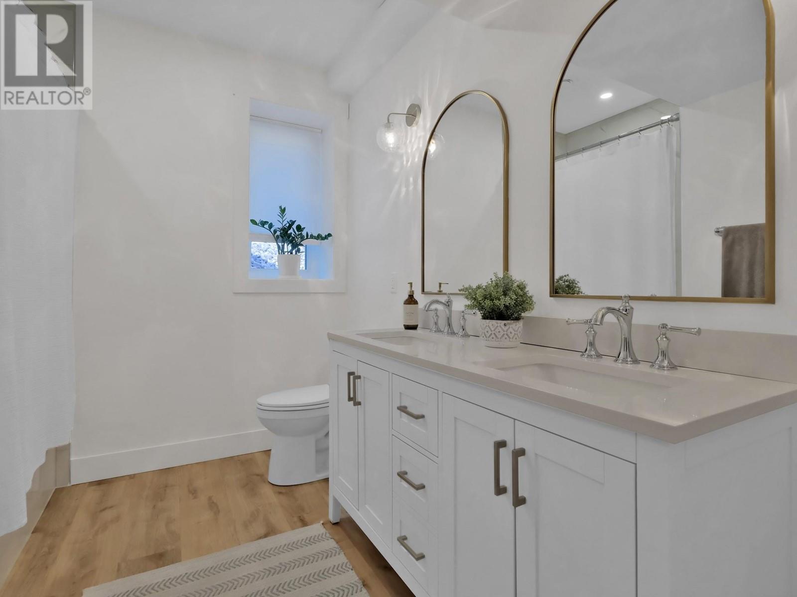 10290 Columbia Way. Vernon, British Columbia