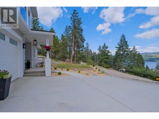 10290 Columbia Way. Vernon, British Columbia