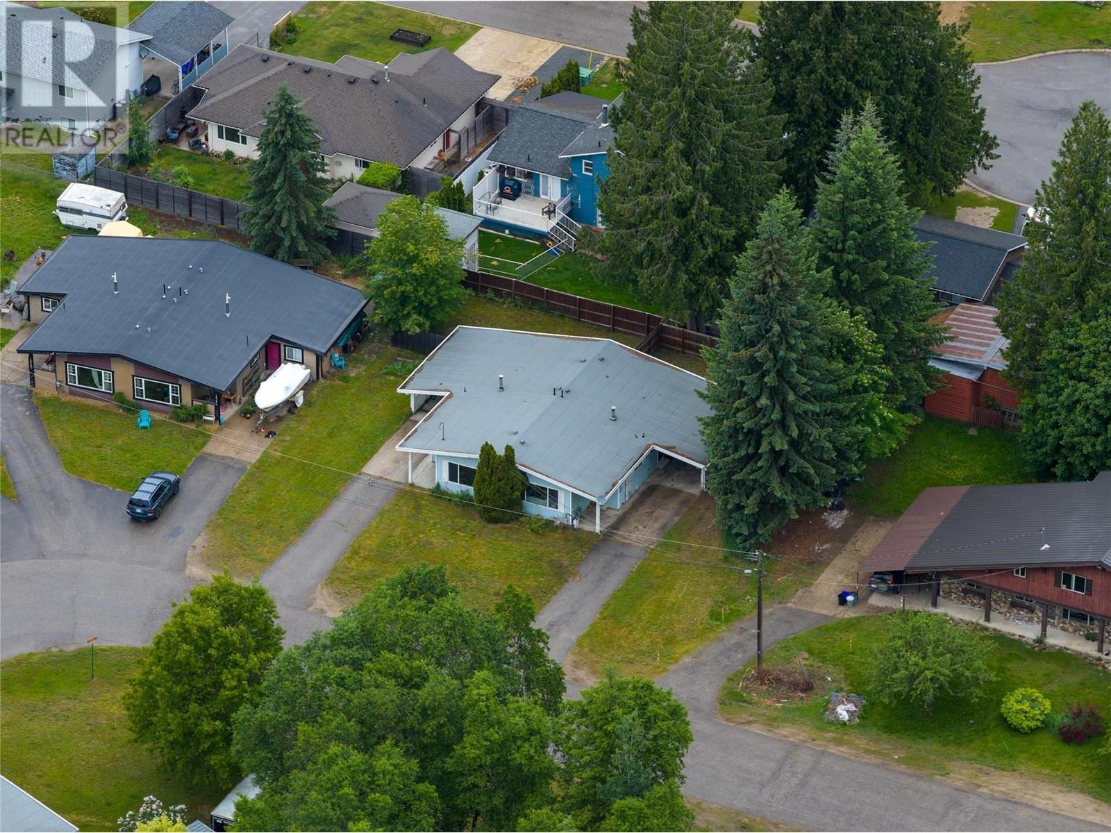 1822 A&b Maley Road. Revelstoke, British Columbia