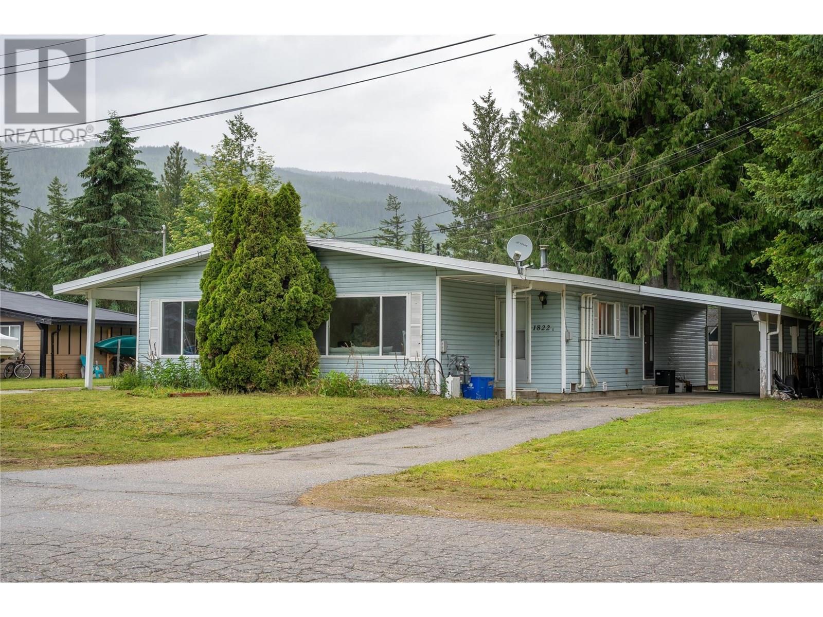 1822 A&b Maley Road. Revelstoke, British Columbia