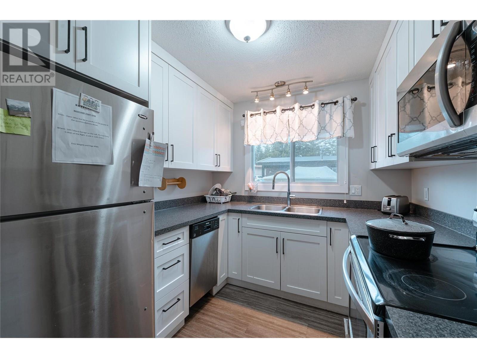 1822 A&b Maley Road. Revelstoke, British Columbia