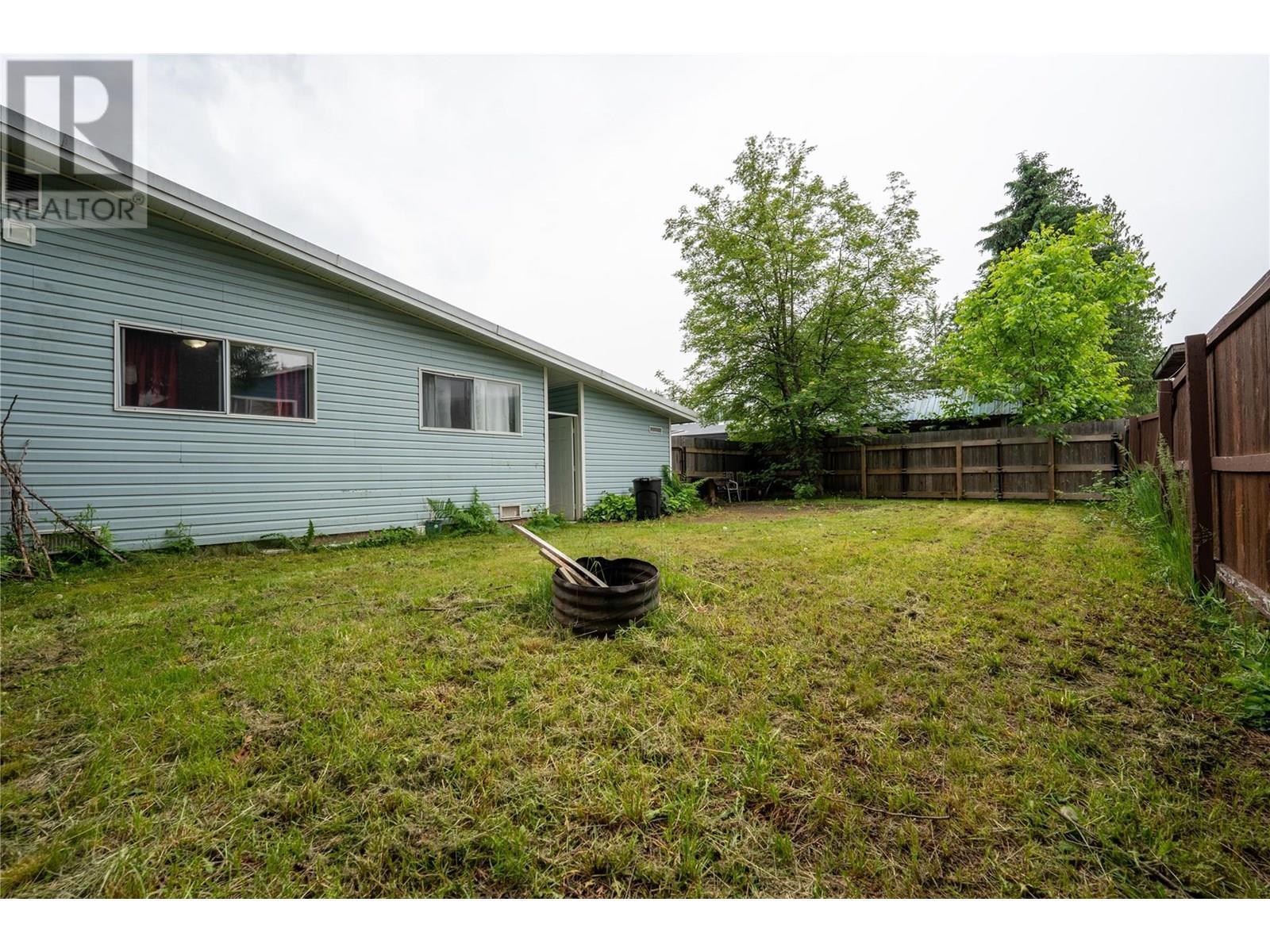 1822 A&b Maley Road. Revelstoke, British Columbia