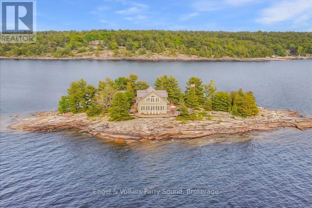 1 Three Tree Island, Mcdougall