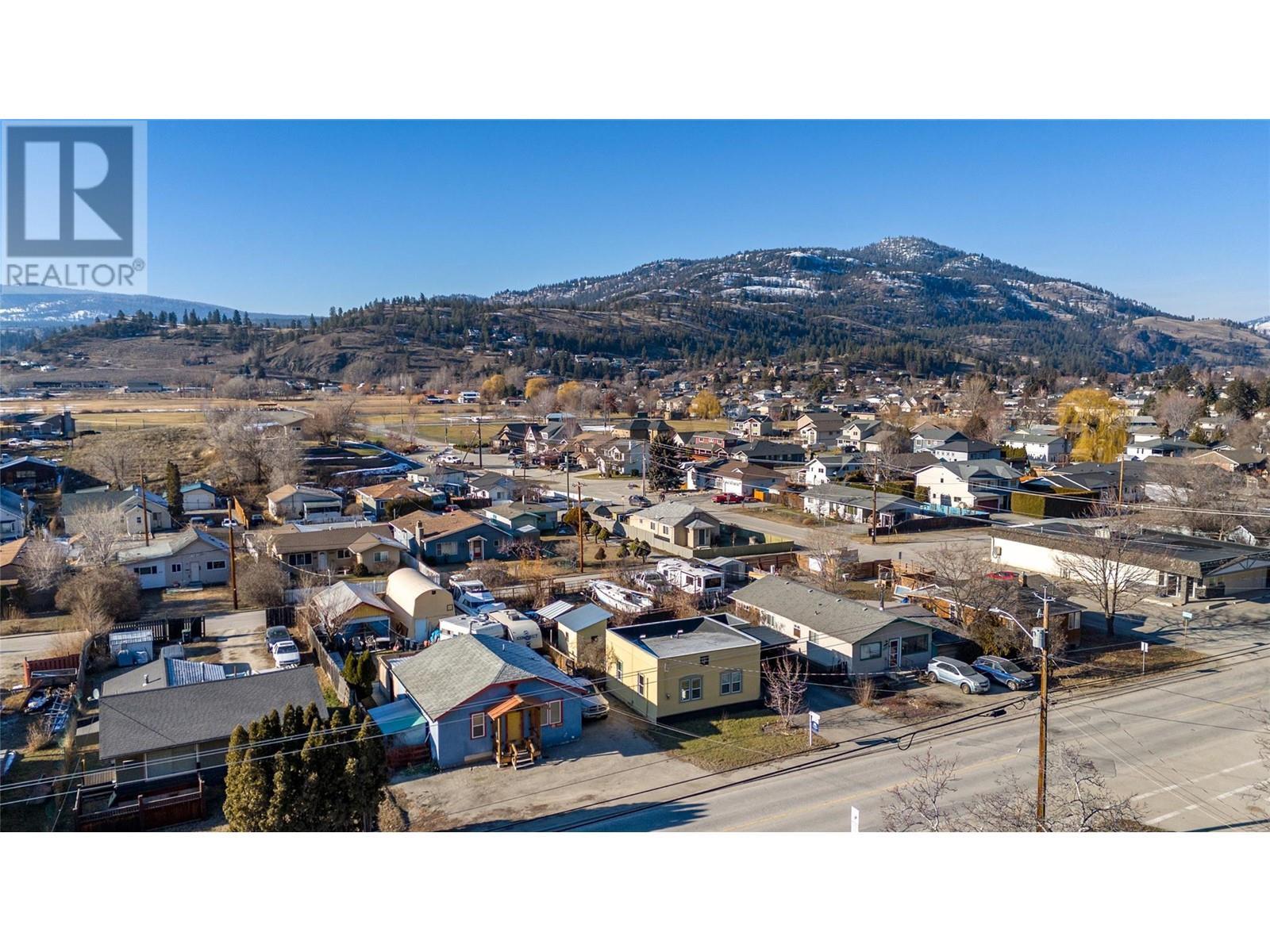 11212 Victoria Road. Summerland, British Columbia