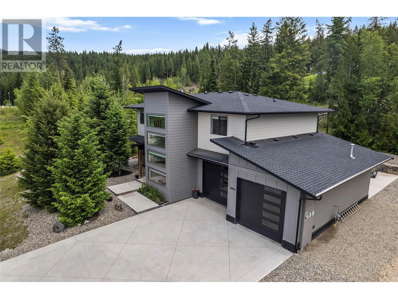 2884 Golf Course Drive. Blind Bay, British Columbia