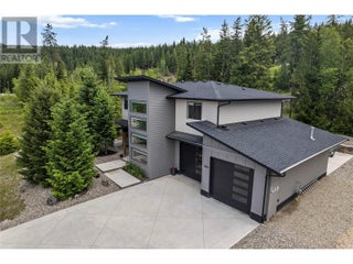 2884 Golf Course Drive. Blind Bay, British Columbia
