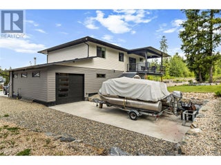 2884 Golf Course Drive. Blind Bay, British Columbia