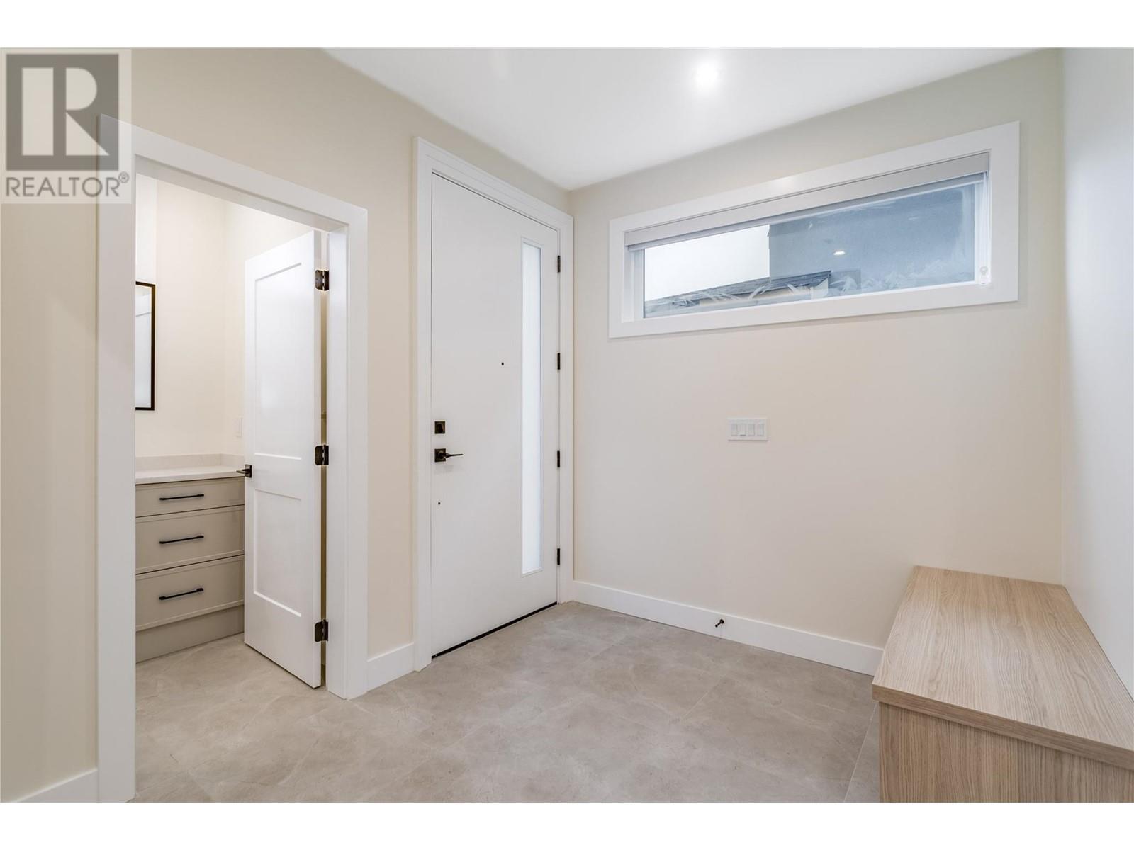 19950 Mccarthy Road Unit# 23. Lake Country, British Columbia