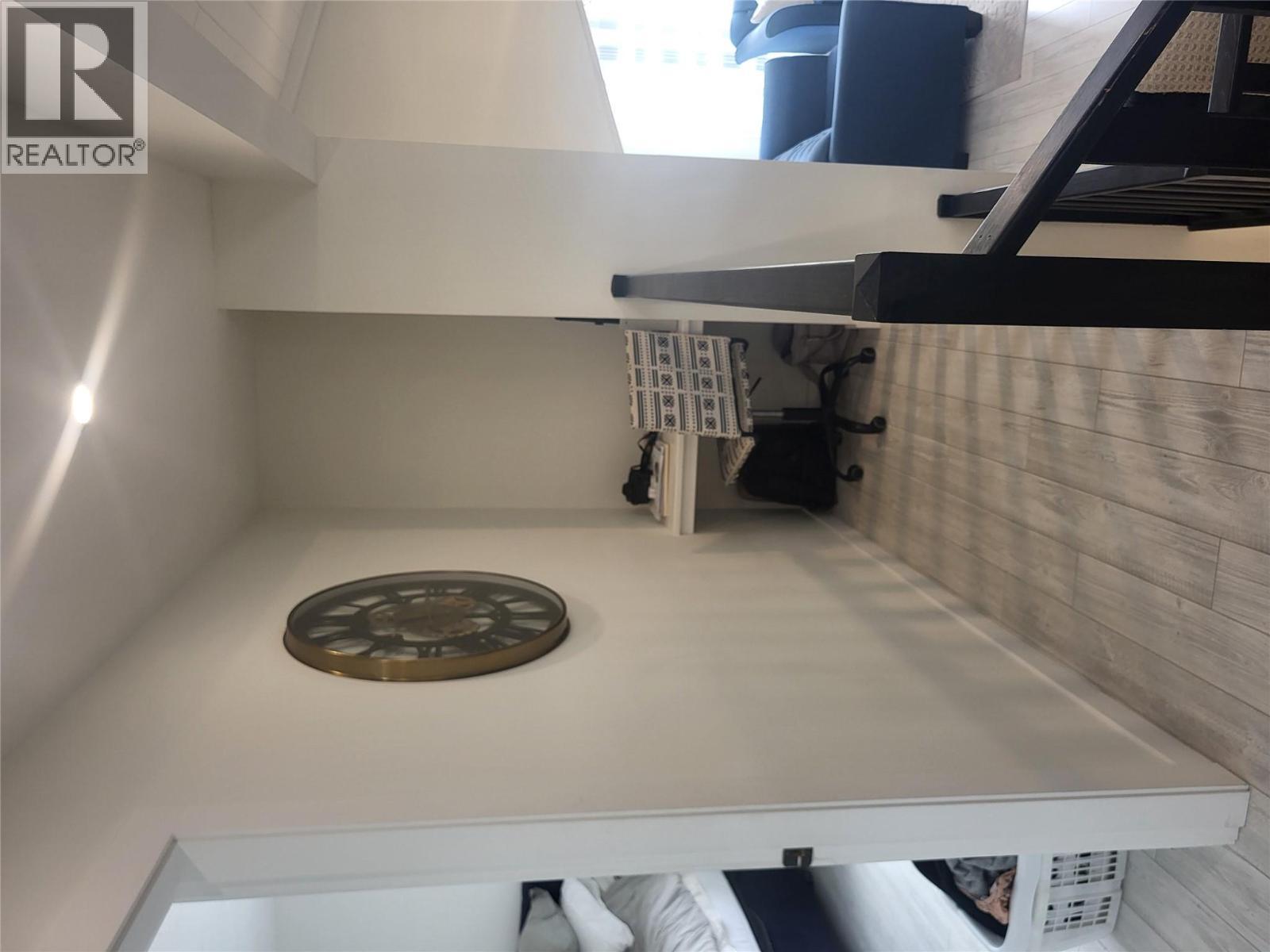 9504 Hummingbird Lane. Osoyoos, British Columbia