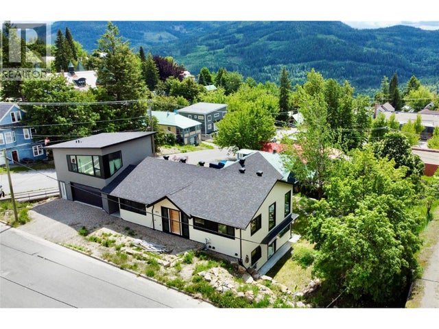 2075 St Paul Street, Rossland