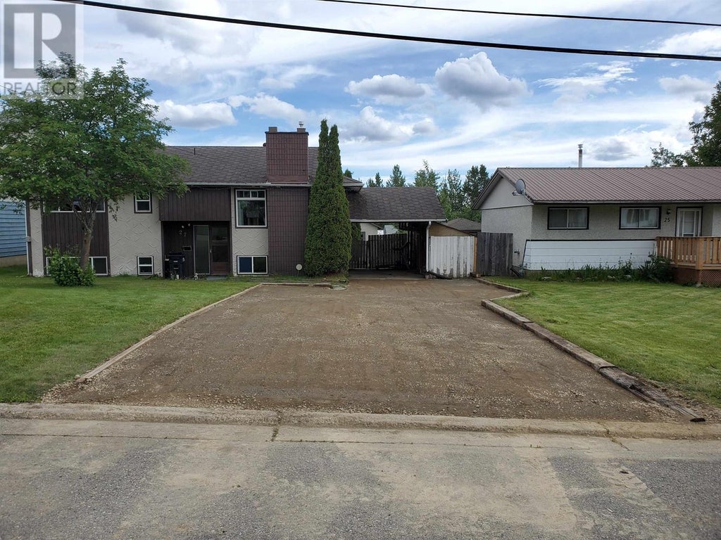 27 Manson Crescent, Mackenzie