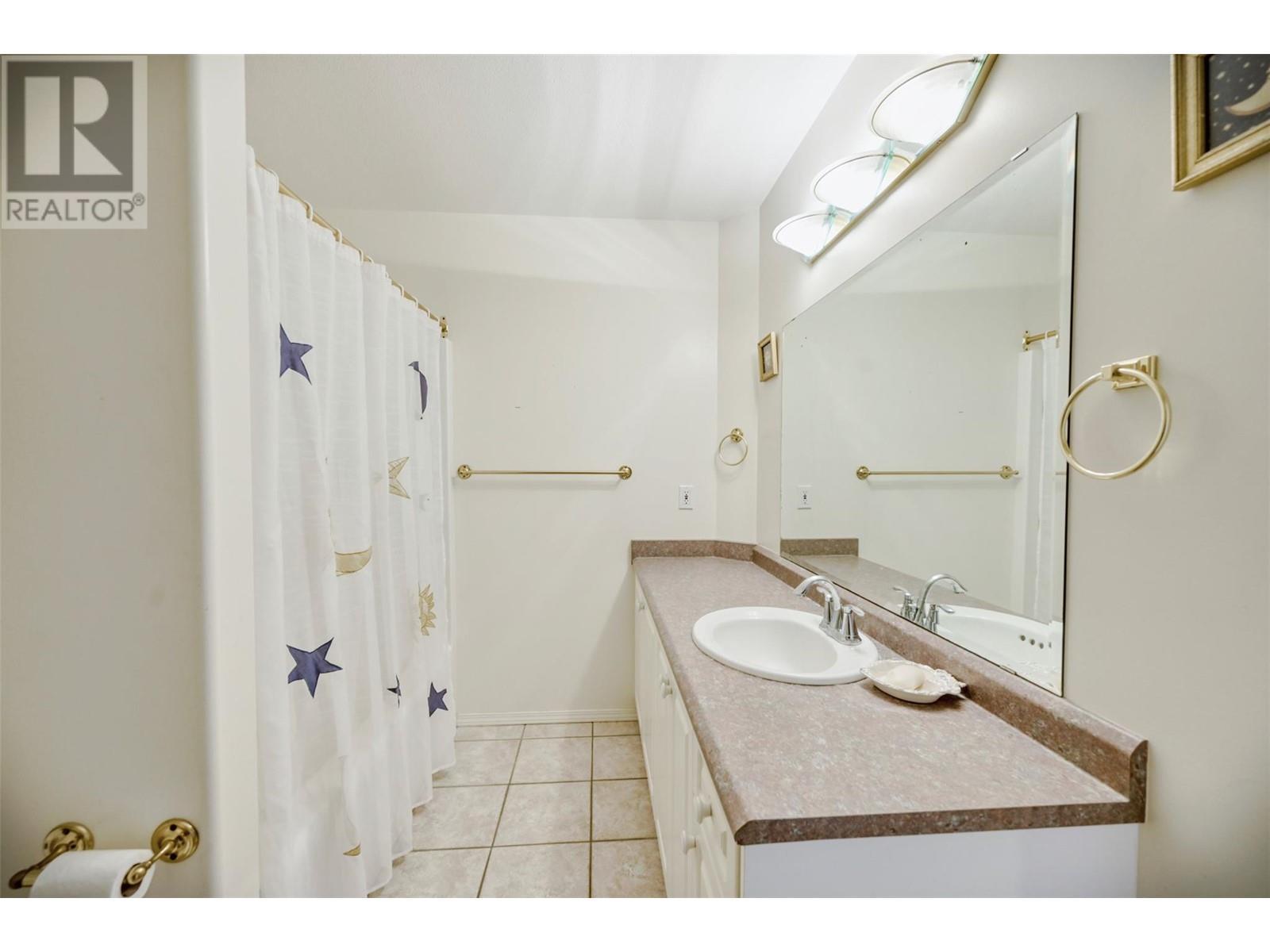 28 Sandpiper Place. Osoyoos, British Columbia