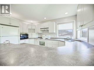 28 Sandpiper Place. Osoyoos, British Columbia