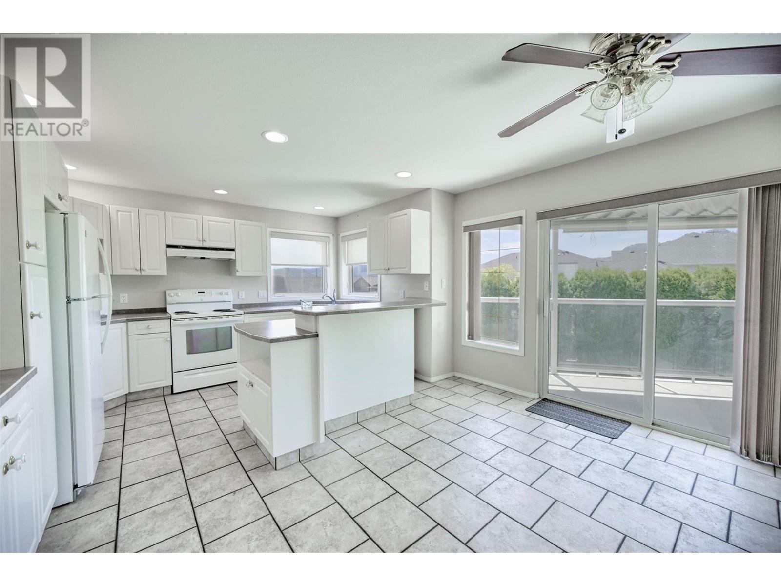 28 Sandpiper Place. Osoyoos, British Columbia