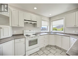 28 Sandpiper Place. Osoyoos, British Columbia