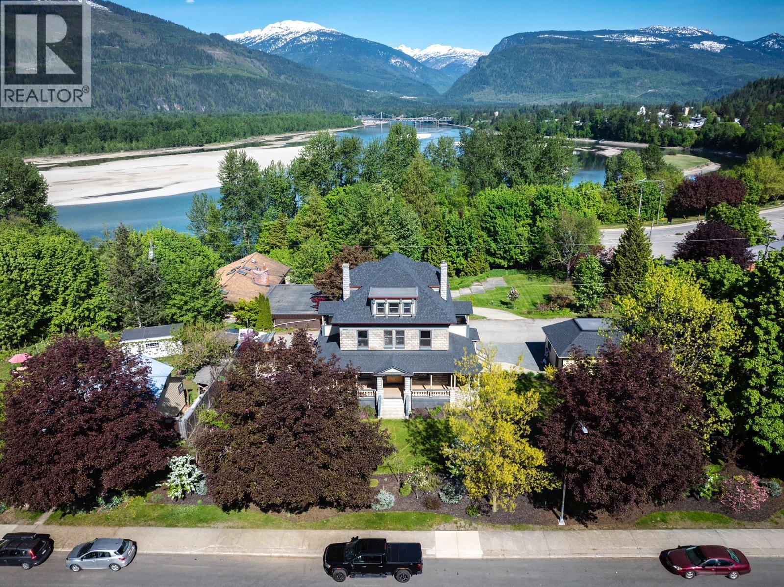 805 & 815 Mackenzie Avenue. Revelstoke, British Columbia