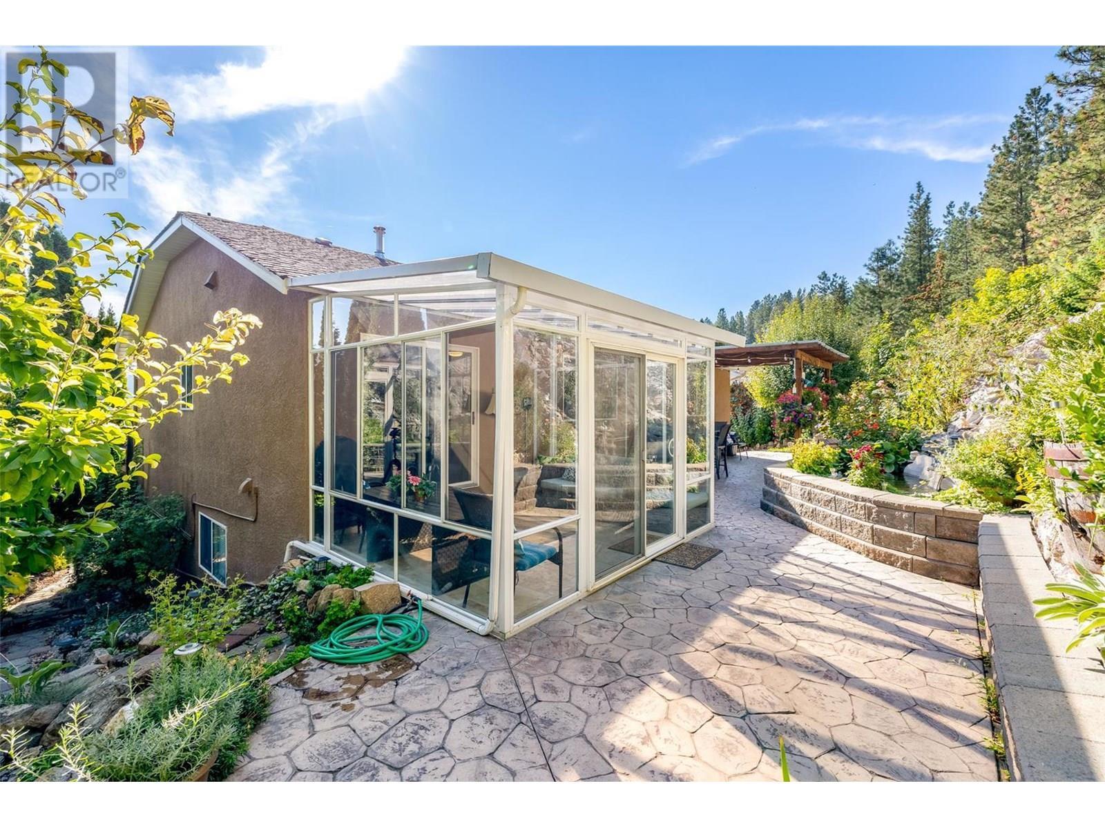 1056 Caledonia Way. West Kelowna, British Columbia