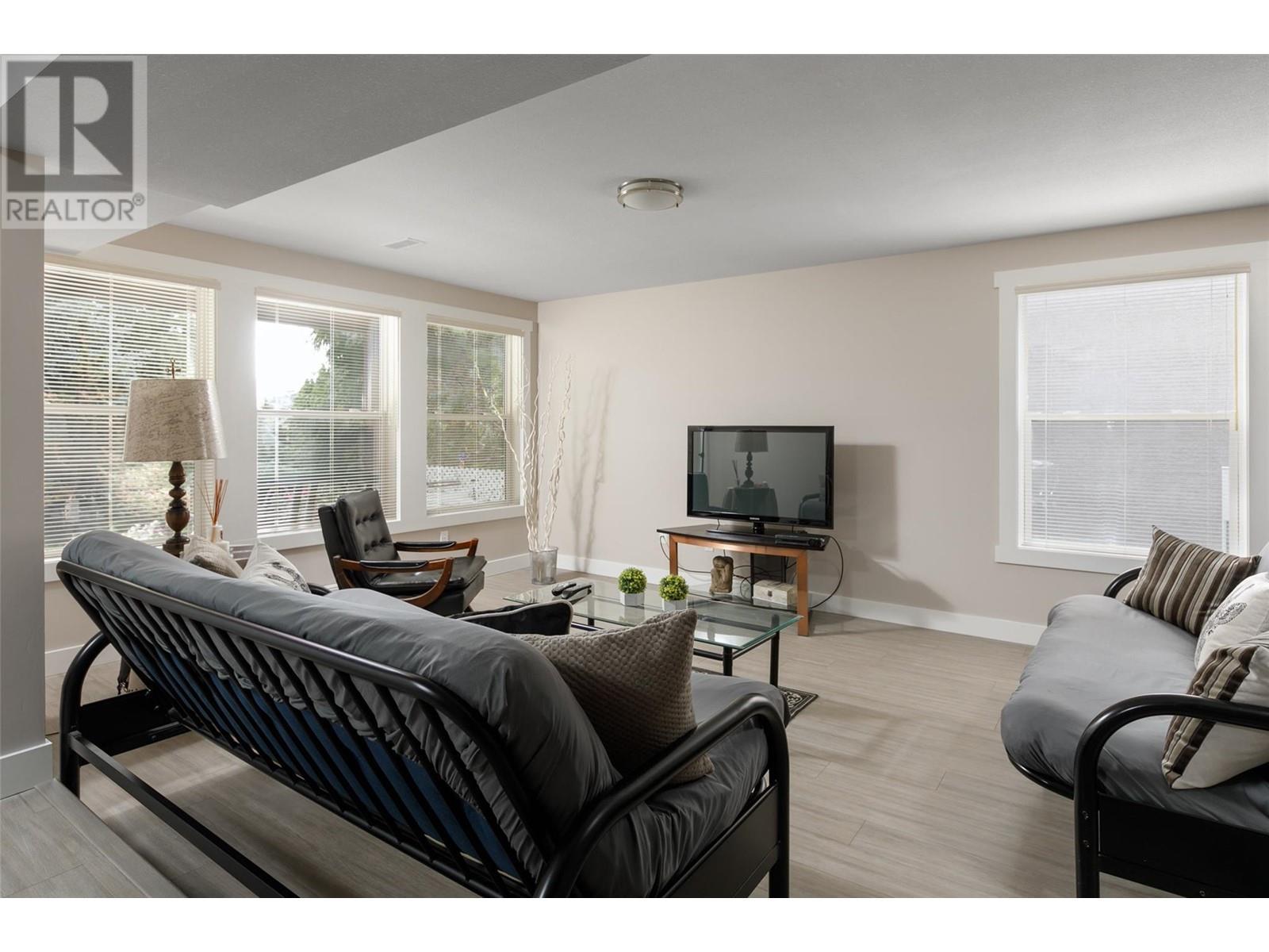 1043 Caledonia Way. West Kelowna, British Columbia