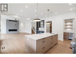 5533 Foothill Court. Kelowna, British Columbia