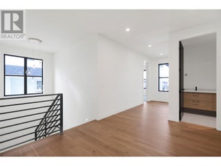 5533 Foothill Court. Kelowna, British Columbia