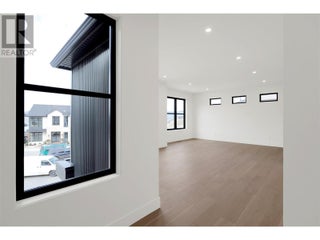 5533 Foothill Court. Kelowna, British Columbia