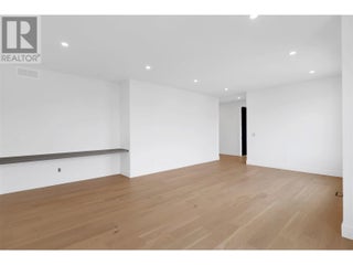 5533 Foothill Court. Kelowna, British Columbia