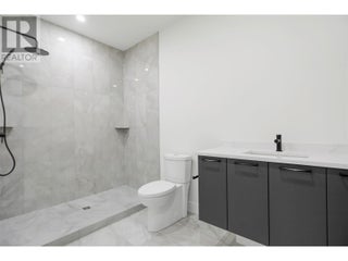 5533 Foothill Court. Kelowna, British Columbia