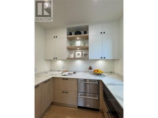 5533 Foothill Court. Kelowna, British Columbia