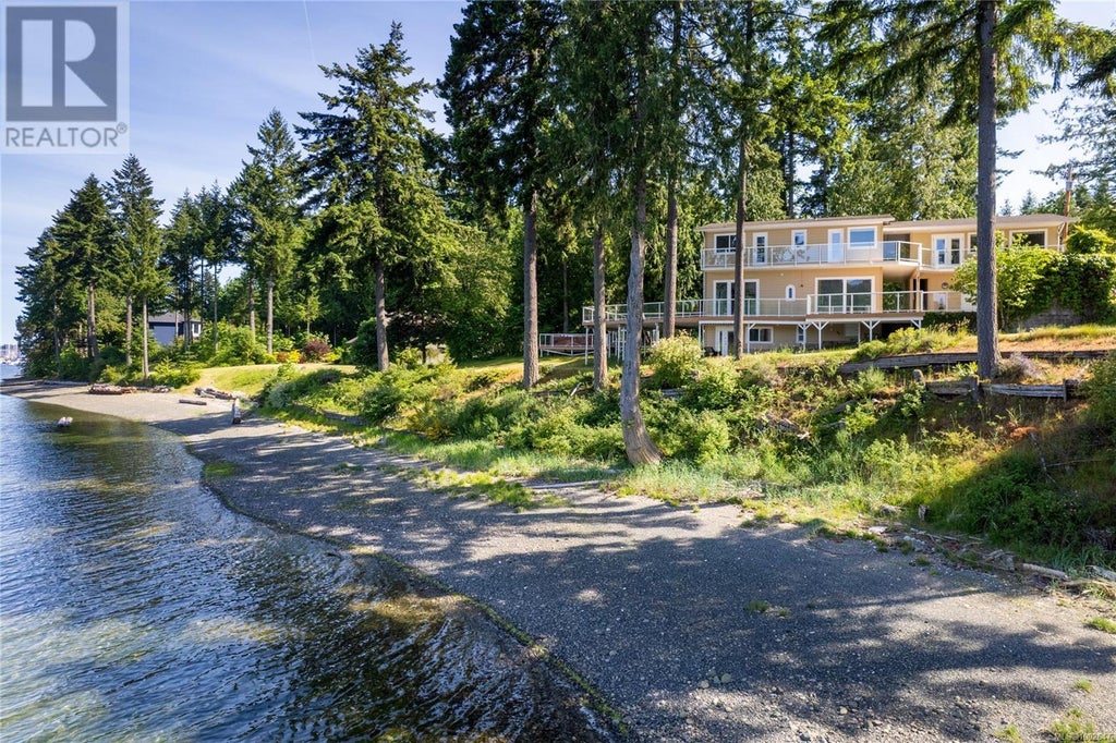 12475 Rocky Creek Road, Ladysmith