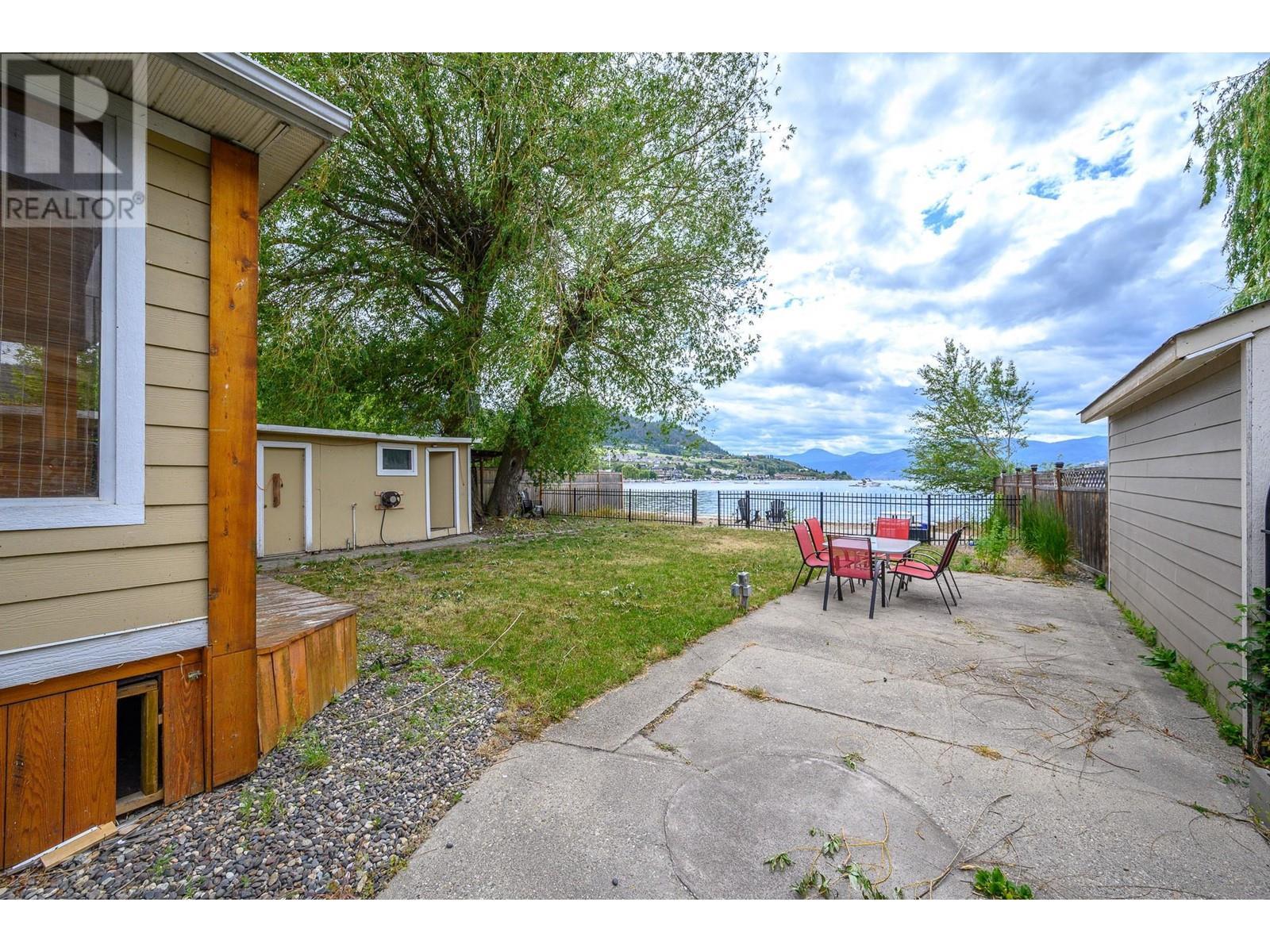 2612 Lakeshore Road. Vernon, British Columbia