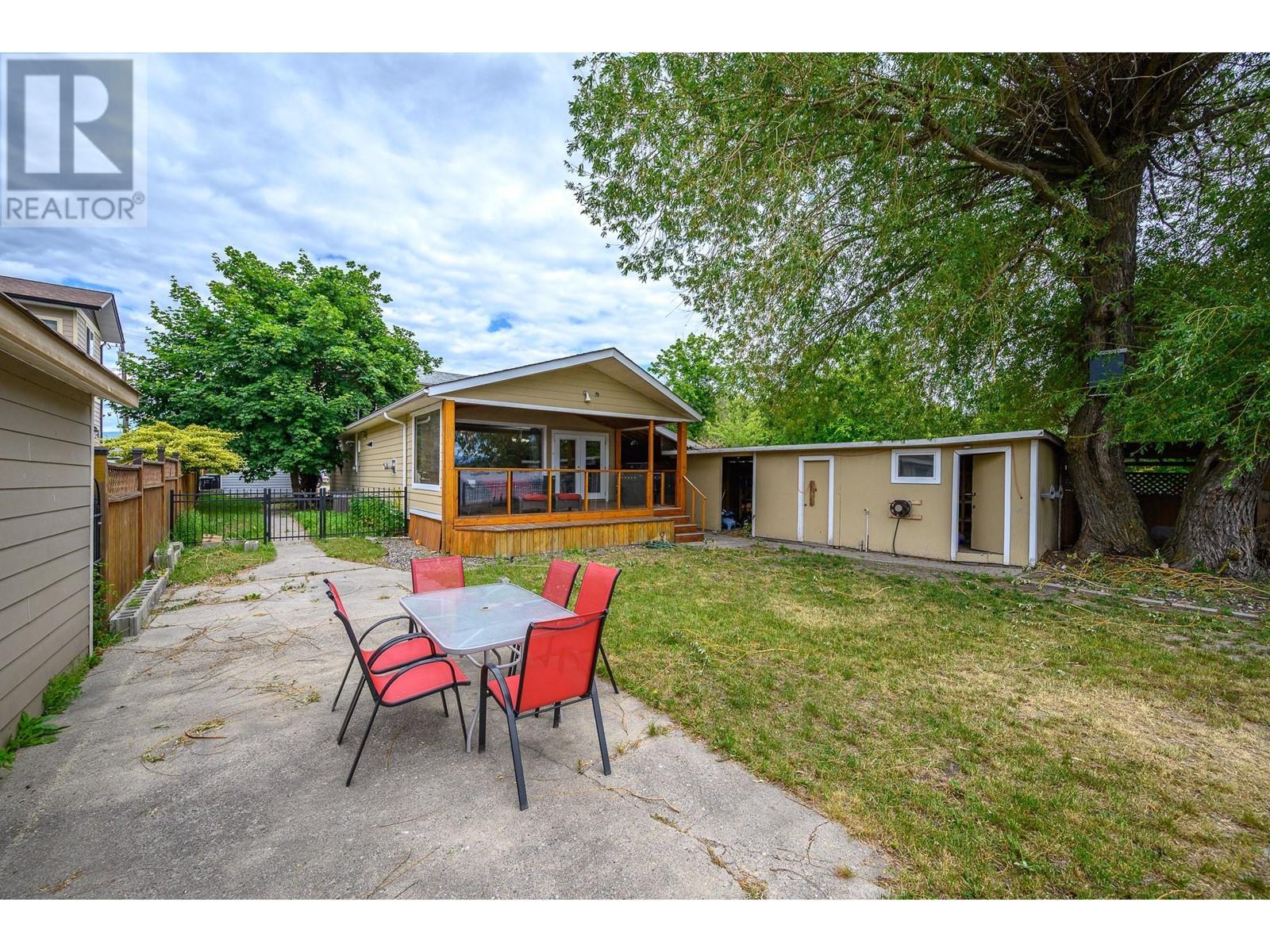 2612 Lakeshore Road. Vernon, British Columbia